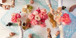 On part two of the event planning checklist, we will talk about the table centerpiece, details of the drink table, and the dessert table. 35 Dinner Party Themes Your Guests Will Love Pick A Theme