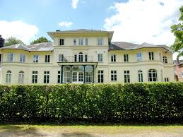 Datei Berner Schloss 1 Jpg Wikipedia