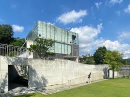 李足新去種樹把美感種在每個小孩的心靈未來的某日或許就會成蔭 毓繡美術館 廖偉立 立建築工作所設計創辦人