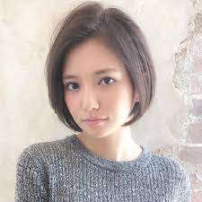 ショート ボブ 美容師 小顔カット ルヴア 山田さん afloatruvuayamada ヘアスタイリング 前髪長め 小顔 カット
