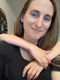 Sonia Manson's Instagram, Twitter & Facebook