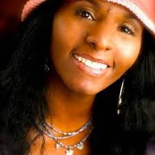 Simone Parker's Instagram, Twitter & Facebook