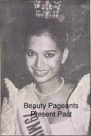 Jojo loves her crown but her tv show was more important hahaha