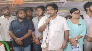 চোর ধরতে যাব চোরকে সঙ্গে নিয়ে ...