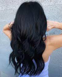 Golden highlights on black hair are, no doubt, very sophisticated and versatile. 23 Flattering Dark Hair Colors For Every Skin Tone