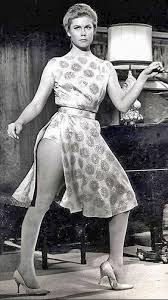 Due to problems comments on this video have been disab. 47 Vintage Photos So Beautiful We Can T Look Away Bewitched Elizabeth Montgomery Elizabeth Montgomery Bewitching