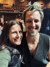 Incredible show last night in Seattle ✌🏻☮️😎💙💙💙