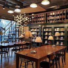 The Top 16 Cafes In Seoul To Read In Cafe Interior Design Coffee Shop Interior Design Cafe Design