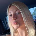 Savannah Ayers's Instagram, Twitter & Facebook