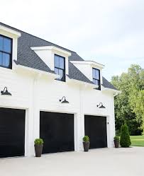 Cost To Build A Detached Garage Plank And Pillow Garage Door Design Modern Farmhouse Exterior Farmhouse Garage