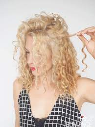How Can My Hair Be Curly And Straight At The Same Time Hair Romance