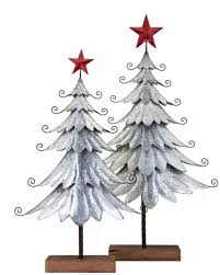Maybe you would like to learn more about one of these? 30 Farmhouse Christmas Decorations To Celebrate The Season