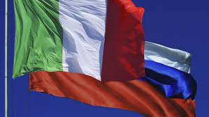 il trikoˈloːre), is the national flag of italy. V Italii Vmesto Flaga Es Povesili Flag Rossii Politika Mordovmedia