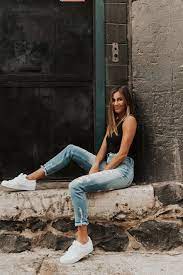 90 Top And Jeans Ideas Photography Poses Women Photoshoot Poses Model Poses I would advise you to look at the poses together with your subject, especially if she's get down and shoot nearly from a ground level.