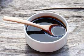 It is a nutrient rich liquid which is dense black in color. Honey Vs Molasses Spiceography Showdown Spiceography