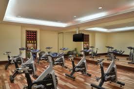 Group Yoga Classes In Dubai Personal Trainer Dubai The Ritz Carlton Dubai Group Yoga Classes Aerobics Classes Ritz Carlton