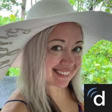 Shelly Bray's Instagram, Twitter & Facebook