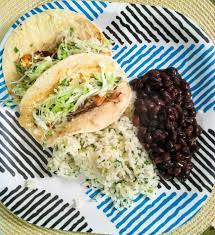 Top the fish with a little of the asian slaw. Blackened Fish Tacos With Cilantro Lime Slaw And Chipotle Aioli I Ll Have Seconds