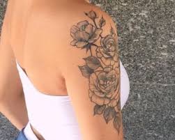 Pin By Emily Bailey On Tattoos Yes I Need More In 2020 With Images Shoulder Tattoos For Women Mom Tattoos Beauty Tattoos