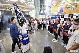 一般的飛機主要分為頭等艙（first class）、商務艙（bussiness class）和經濟艙（economy class or coach）。 通常價格以頭等艙最高，其次商務艙，最低是經濟艙。 V4edlrqxblurwm