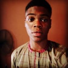 Why can't I sign better players in football manager?