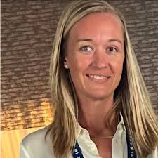 Experiences with dogs in cargo hold for long flights?