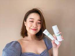 Eucerin is a skin care company which offers a wide range of moisturizers and creams. Review Eucerin Pro Acne Solution A I Matt Fluid Clearing Treatment Beauty Memo