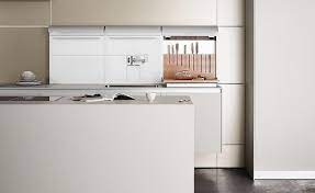 Different stylish designs can be created since these kitchen units can be moved, mixed and matched. Bulthaup B3 Kitchens Freedom To Design Bulthaup