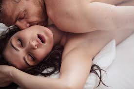 Hubungan seksual yang lama dapat memberikan kepuasan yang lebih, baik untuk pria maupun wanita. Warnaherbal Cara Melakukan Hubungan Seks Dengan Benar