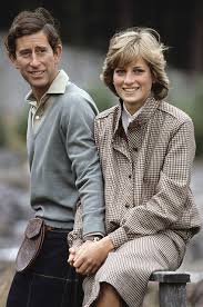 His royal highness prince charles philip arthur george, prince of wales), или просто принц чарльз. Princ Charlz I Kamilla Parker Boulz Na Novom Oficialnom Portrete Spletnik