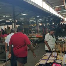 8 mins to lotus's extra ipoh (tesco) & 10 mins to aeon ipoh klebang. Buntong Market