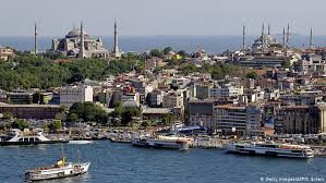On january 24 this year, another deadly earthquake with a magnitude of 6.8 hit turkey's eastern province of elazig and its neighbouring cities, killing at least 41 people and wounding more than 1,600. Istanbul Das Erdbeben Risiko Wachst Europa Dw 17 08 2019