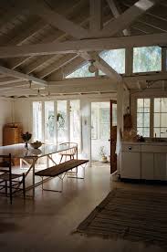 Rise And Shine 30 Photos Suburban Men House Home House Styles