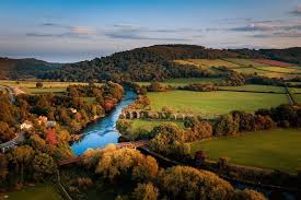 Wales borders england on the east and on the other three sides it is surrounded by water. Wales The Land Of Dragons Home Facebook