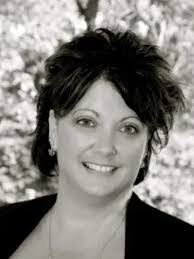 Lori Marie's Instagram, Twitter & Facebook