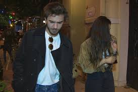 Dilara aksüyek, ilk kez 2012 yılında evlerden biri dizisinde oynadı. Dilara Aksuyek Ile Onur Bay Birlikteligi Magazin Haberleri Ntv