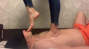 Trampling 40 foot fetish - Free Porn Videos - YouPorn