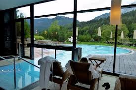 Aussenpool Mit Bergpanorama Picture Of Kempinski Hotel Berchtesgaden Tripadvisor