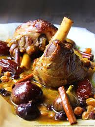 Souris D Agneau Fondantes En Tajine Les Epices Rient Tajine Agneau Recette Tajine Agneau Recettes De Cuisine