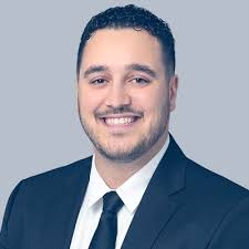 J'ai le plaisir d'avoir commencé mon stage du Barreau au sein du  contentieux de Rio Tinto. Je suis très reconnaissant pour cette opportunité  d'apprendre auprès d'une équipe aussi polyvalente et…