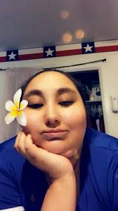 Trina Flores (@trinaflores1990)