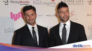 Born december 24, 1971), better known as ricky martin, is a puerto rican singer, songwriter, actor, author. Langka Banget Ricky Martin Pamer Foto Putranya Netizen Ramai Komentari