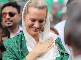 Image result for shaniera akram
