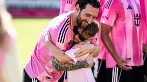 Para aplaudir: el tierno gesto de Messi que emocionó a todos y se volvió  viral