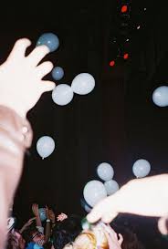 As you will by now know, grunge fashion often comes in layers, but in the searing heat of the summer sun, that just won't do. We Heart It Happy B Day Grunge Aesthetic Summer Aesthetic