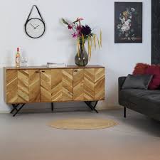 Ein sofa von der rückseite sieht nicht schön aus. Sideboard Hunter Akazie Fischgrat Design 160 Cm Gratis Lieferung Livin24