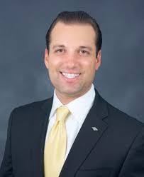 Ariana Merrill's Instagram, Twitter & Facebook