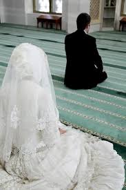 Muslim Wedding Tips Muslim Tips Wedding Weddingphotographybrideandgroompraying In 2020 Muslim Wedding Islamic Wedding Cute Muslim Couples