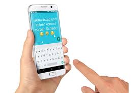 Wer nicht zustimmt, kann die app bald nicht mehr nutzen. Whatsapp Status An Kontakte Schicken 111tipps De