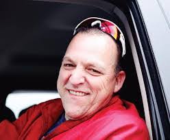 Stephen Weingarten's Instagram, Twitter & Facebook